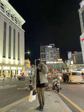 「FEKETE（フェケテ）のアイテム」を使った、kuraさん（レディース・157cm）の冬コーディネート