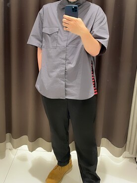 「スリット」｜「アイテム（チノパンツ）」を使った、kazuさん（メンズ・167cm）の夏コーディネート