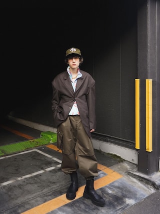 HED MAYNERのテーラードジャケットを使った人気ファッション  