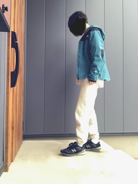 「Champion（チャンピオン）のアイテム（スウェットパンツ）」を使った、ヨッスーさん（メンズ・171cm）の冬コーディネート