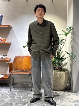 「アイテム（スリッポン）」を使った、ふかのきさん（メンズ・172cm）の秋コーディネート