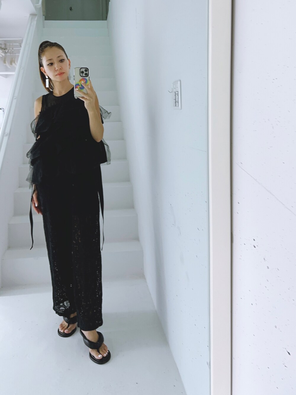 「オトナ女子、ブラックコーディネート、大人コーデ、大人コーディネート、メゾンスペシャル」｜「MAISON SPECIALのアイテム（トップス、ブラック系）」を使った、ariさん（レディース・158cm）の秋コーディネートの1枚目の写真