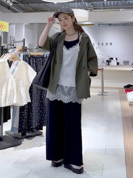 「LOWRYS FARM（ローリーズファーム）のスタイルＵＰクロスカップキャミ　100757（Tシャツ/カットソー、ブラック系）」を使った、かおぽ  さん（レディース・159cm）の春コーディネート