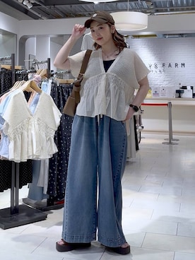 「LOWRYS FARM（ローリーズファーム）のスタイルＵＰクロスカップキャミ　100757（Tシャツ/カットソー、ブラック系）」を使った、かおぽ  さん（レディース・159cm）の春コーディネート