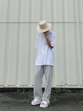 「DRIES VAN NOTEN（ドリスヴァンノッテン）のアイテム（スウェットパンツ）」を使った、SHUSKさん（メンズ・178cm）の夏コーディネート