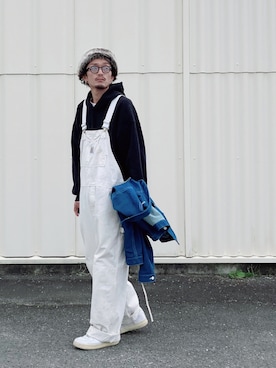 「SHINYAKOZUKA（シンヤコヅカ）のアイテム（デニムジャケット）」を使った、SHUSKさん（メンズ・178cm）の冬コーディネート