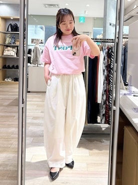 「LEPSIM（レプシィム）の裾ボタンイージーパンツ　639318（その他パンツ、ホワイト系）」を使った、yumeminさん（レディース・160cm）の春コーディネート