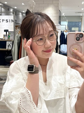 「LEPSIM（レプシィム）の調光ファッショングラス　451342（メガネ、ベージュ系）」を使った、yumeminさん（レディース・160cm）の春コーディネート