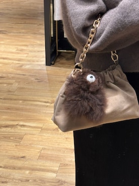 「アイテム（キーホルダー）」を使った、yumeminさん（レディース・162cm）の秋コーディネート