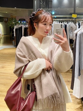 「A part by（アパートバイ）のアイテム（ストール/ショール）」を使った、yumeminさん（レディース・162cm）の秋コーディネート