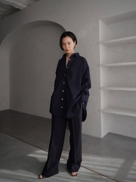 「ビッグシャツ」｜「アイテム（スラックス）」を使った、ARISAさん（レディース・157cm）の春コーディネート