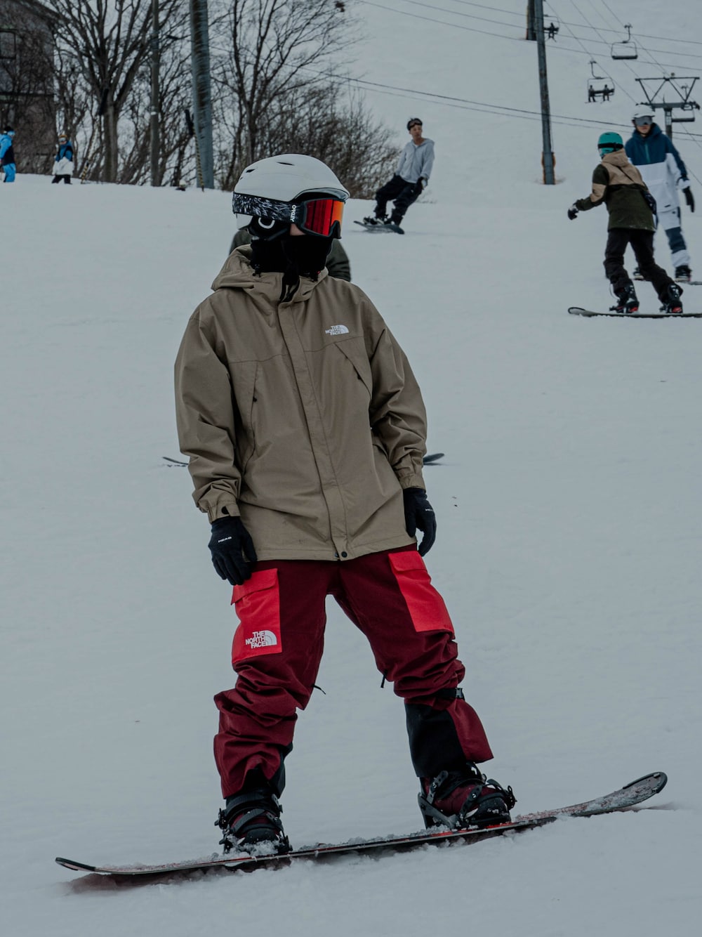「THE NORTH FACEの【THE NORTH FACE/ザノースフェイス】DRYVENTクエストジャケット/ Quest Jacket（ナイロンジャケット、ブラック系）」を使った、FUさん（メンズ・170cm）の秋コーディネートの1枚目の写真