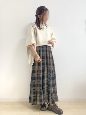 「INTER FACTORY（インターファクトリー）のアイテム（スカート）」を使った、ずんさん（レディース・161cm）の秋コーディネート
