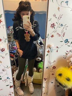 「NFL（ナショナルフットボールリーグ　）のアイテム」を使った、Y🐻N🎸さん（レディース・153cm）の秋コーディネート