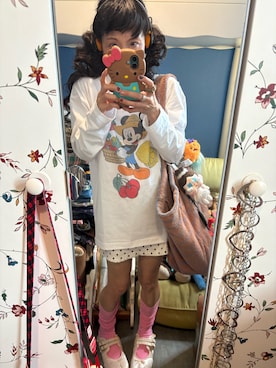 「アイテム（ビーチサンダル）」を使った、Y🐻N🎸さん（レディース・153cm）の秋コーディネート