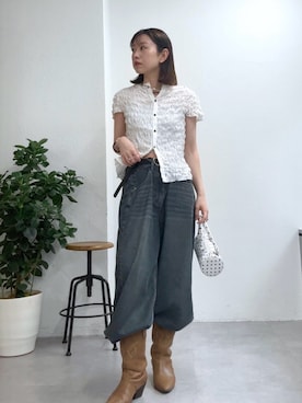 「mystic（ミスティック）のベルト付きカーブワイドデニム（デニムパンツ、ブルー系）」を使った、やっすーさん（レディース・158cm）の春コーディネート
