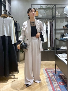 「アイテム（ノーカラージャケット）」を使った、mihoさん（レディース・157cm・20代）の夏コーディネート