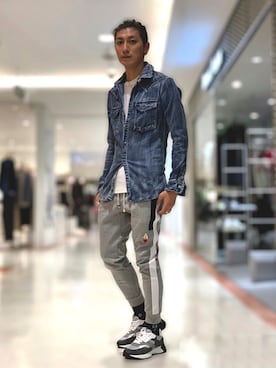 「DSQUARED2（ディースクエアード）のアイテム（シューズ）」を使った、Takuto Itouさん（メンズ・170cm）の秋コーディネート
