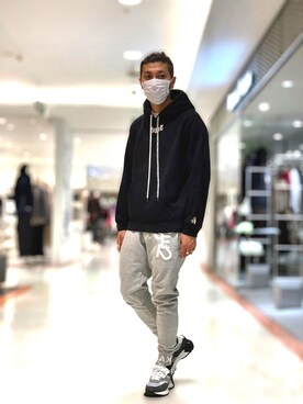 「1piu1uguale3 RELAX（ウノピュウノウグァーレトレリラックス）のアイテム（パンツ）」を使った、Takuto Itouさん（メンズ・170cm）の秋コーディネート