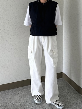 「アイテム（スリッポン）」を使った、 李奈さん（レディース・158cm）の春コーディネート