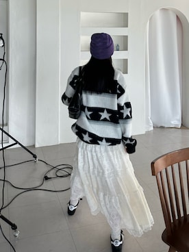 「アイテム（ニットキャップ/ビーニー、パープル系）」を使った、 李奈さん（レディース・158cm）の冬コーディネート