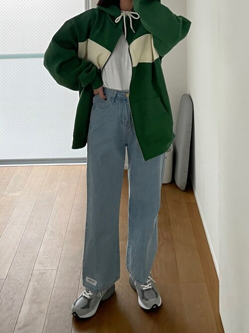  李奈さんのコーディネート
