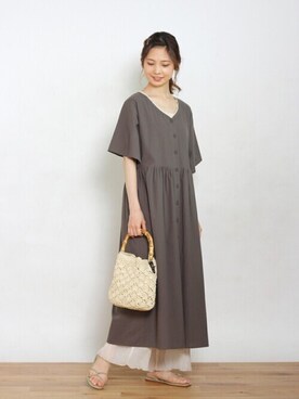 「アイテム（サンダル、グリーン系）」を使った、Crispさん（レディース・161cm）の夏コーディネート