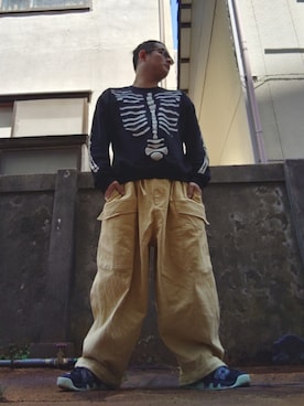 「FLAGSTUFF（フラグスタフ）のアイテム（スウェット）」を使った、裕希さん（メンズ・170cm）の春コーディネート