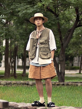 「SASQUATCHfabrix.（サスクワァッチファブリックス）のアイテム（カーゴパンツ）」を使った、唯家 Vegaさん（メンズ・177cm）の春コーディネート