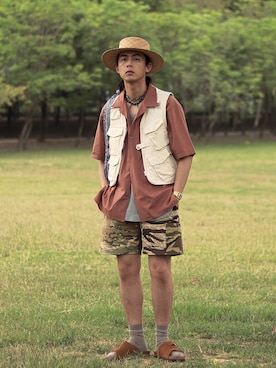 「SYNDRO（シンドロ）のアイテム（帽子）」を使った、唯家 Vegaさん（メンズ・177cm）の夏コーディネート