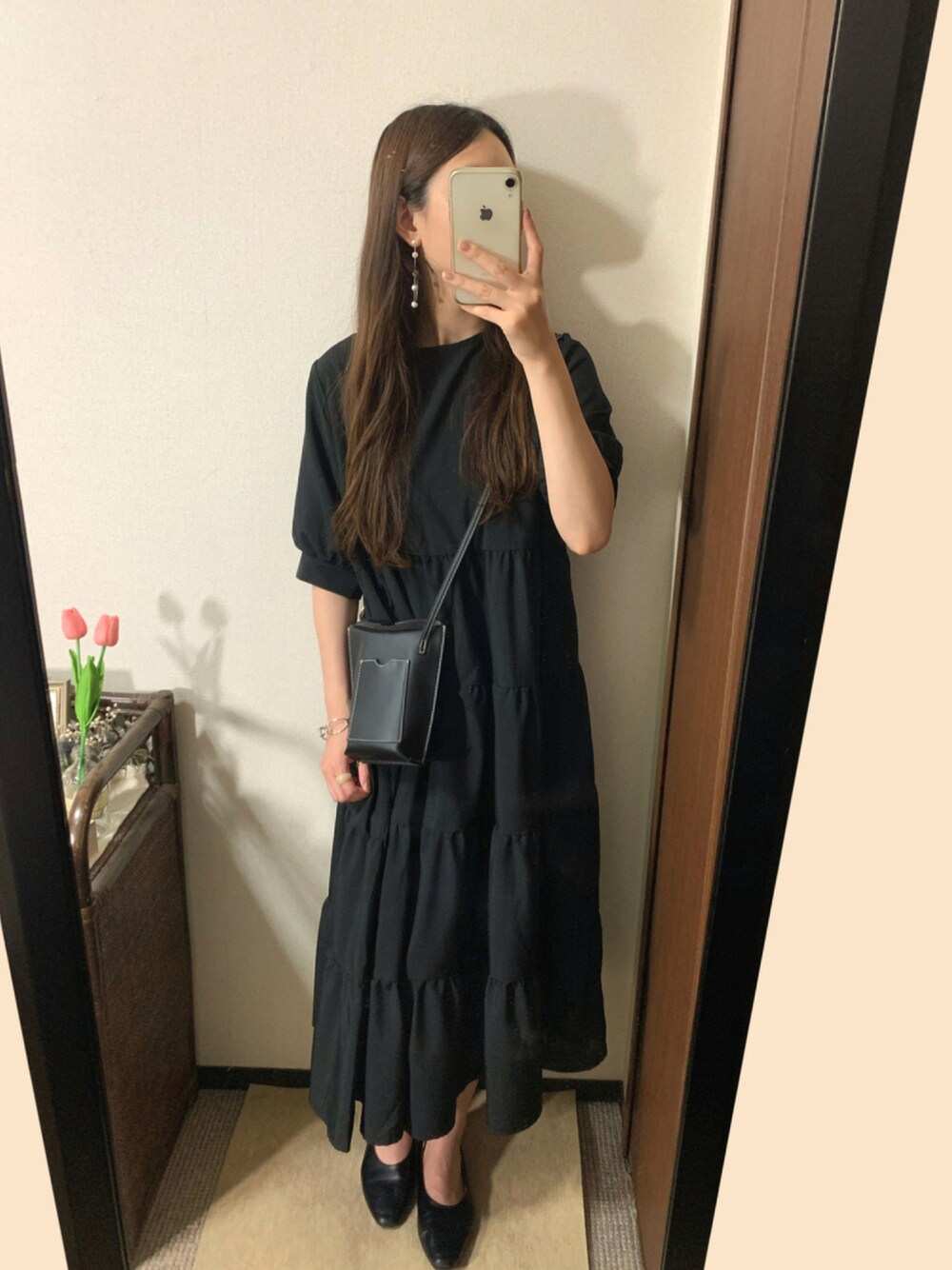 「COOLなこのコが仲間入り、楽チンコーデ、シンプルコーデ、ブラック、ワントーンコーデ、ワンピース、しまむら、高身長女子、休日スタイル、プチプラコーデ」｜「パシオスのアイテム（ショルダーバッグ、ブラック系）」を使った、ponzuさん（レディース・168cm）の夏コーディネートの1枚目の写真