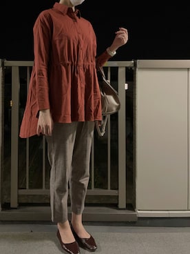 「スクエアトゥ」｜「アイテム（アナログ腕時計）」を使った、mi-nさん（レディース・175cm）の秋コーディネート