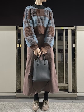 「アイテム（Tシャツ/カットソー）」を使った、mi-nさん（レディース・175cm・20代）の冬コーディネート