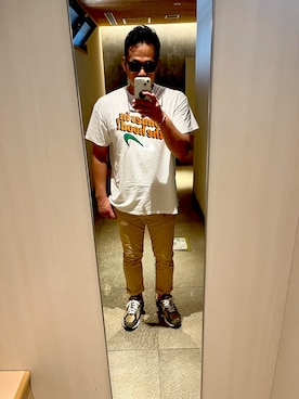 「みんなの白Tフェス」｜「アイテム（チノパンツ）」を使った、Mi606さん（メンズ・179cm）の夏コーディネート