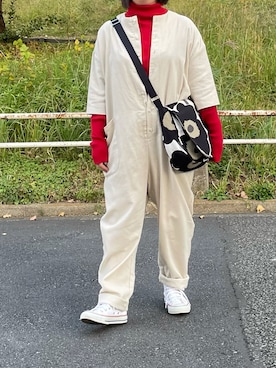 「Libra Cue（リブラ キュー）のアイテム（サロペット/オーバーオール）」を使った、maru☺︎さん（レディース・153cm）の秋コーディネート