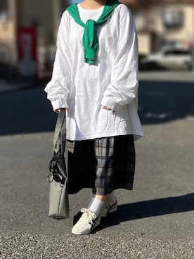 「unrelaxing（アンリラクシング）のアイテム」を使った、maru☺︎さん（レディース・153cm）の秋コーディネート