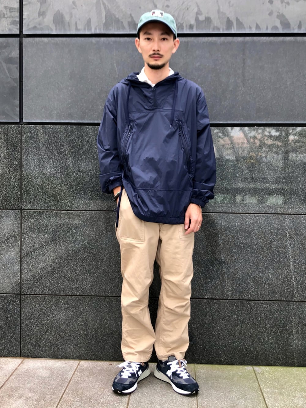 「プレッピー、ＩＶＹ、アイビー、アノラックパーカー、preppy」｜「CORONAのアイテム（チノパンツ、ベージュ系）」を使った、マンマミーヤ田口さん（メンズ・171cm）の秋コーディネートの1枚目の写真