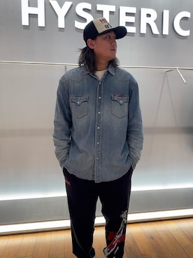 「シャツ 」｜「アイテム（スウェットパンツ）」を使った、akira_hysさん（メンズ・175cm）の冬コーディネート