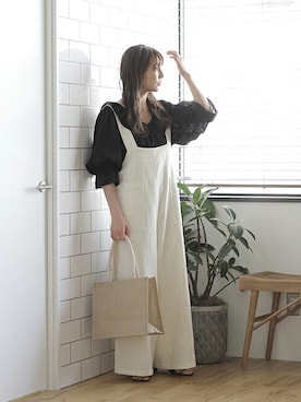 「チュニック」｜「アイテム（オールインワン・サロペット）」を使った、Crispさん（レディース・157cm）の春コーディネート