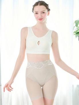 「アイテム（ショーツ）」を使った、ブラデリスニューヨーク / NuBraさん（レディース・163cm）の夏コーディネート