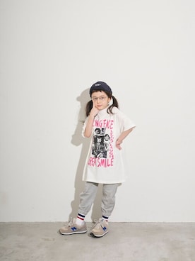 「NEEDLE WORKS（ニードルワークス）のアイテム」を使った、Wonder apartmentさん（キッズ・110cm）の夏コーディネート