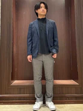 「TAKA-Q（タカキュー）のアイテム（パンツ）」を使った、TAKA-Q スタッフさん（メンズ・170cm）の春コーディネート