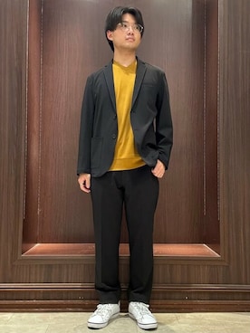 「TAKA-Q（タカキュー）のアイテム（パンツ）」を使った、TAKA-Q スタッフさん（メンズ・170cm）の秋コーディネート