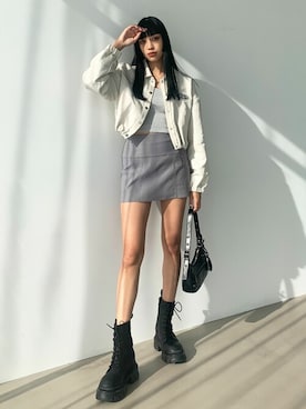 EMODA Official_STAFFさんのコーディネート