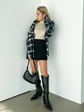 EMODA Official_STAFFさんのコーディネート