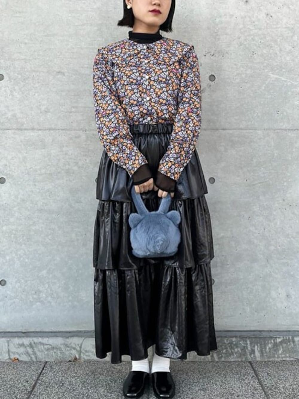 アイアムアイインファクト ダイナソーレース 人気 レア キュート シャツ 重ね着 I am I in fact（アイアムアイインファクト）の「○Dinosaur