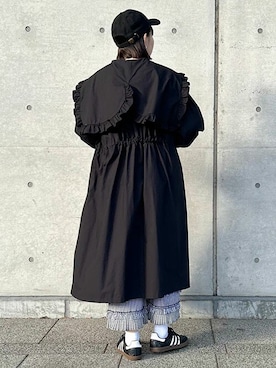 「アイテム（その他アウター、ブルー系）」を使った、アトリエドゥサボンさん（レディース・163cm）の冬コーディネート