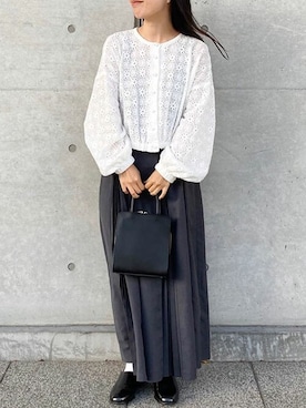 「アイテム（スリッポン）」を使った、アトリエドゥサボンさん（レディース・148cm）の秋コーディネート