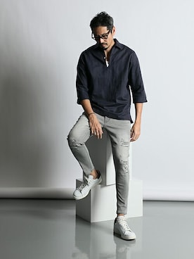 「The DUFFER of ST.GEORGE（ザダファーオブセントジョージ）のアイテム（パンツ）」を使った、JEEさん（メンズ・182cm）の春コーディネート