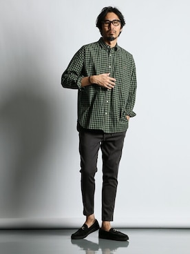 「アイテム（チノパンツ）」を使った、JEEさん（メンズ・182cm）の春コーディネート